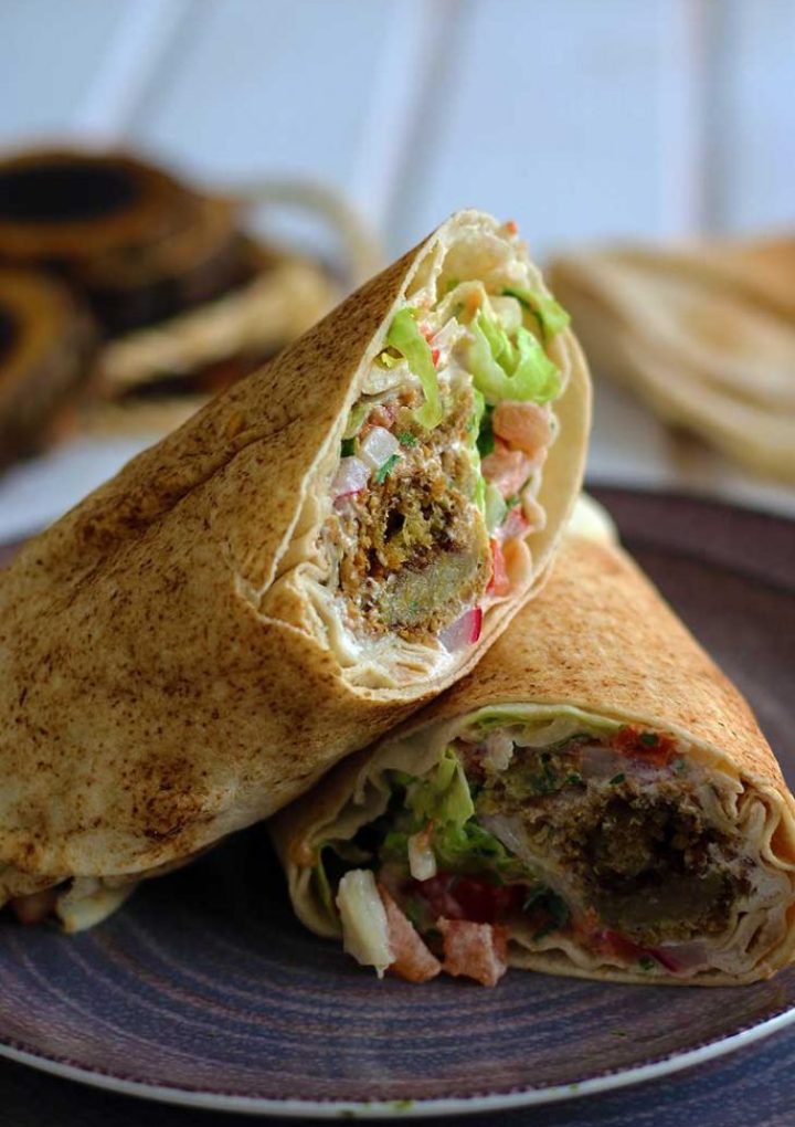 falafel-wrap-falafel-la-lipie-685x1024